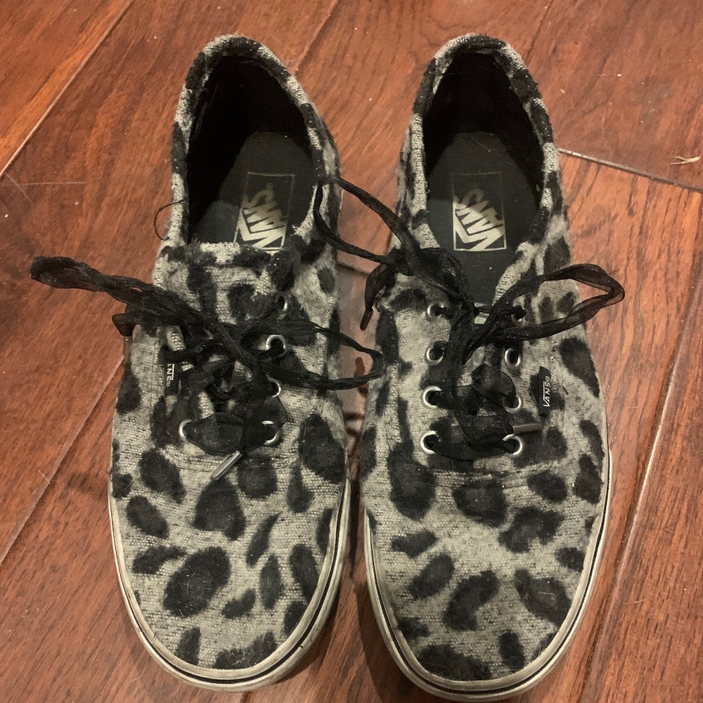 Vans Unisex leopard print sneakers 9.5/11
